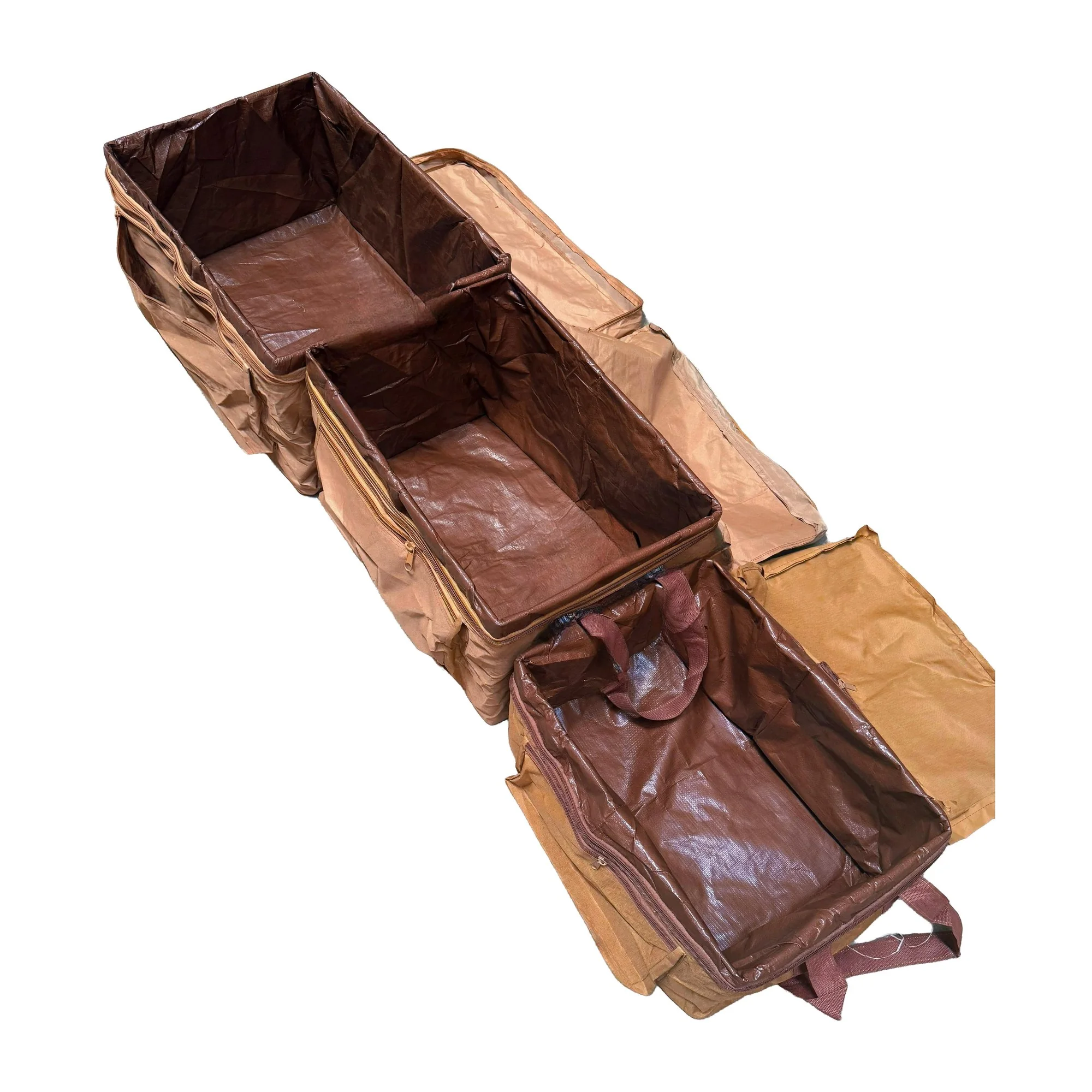 شنطة عزبة (تنزاني) (الطقم مفتوح)